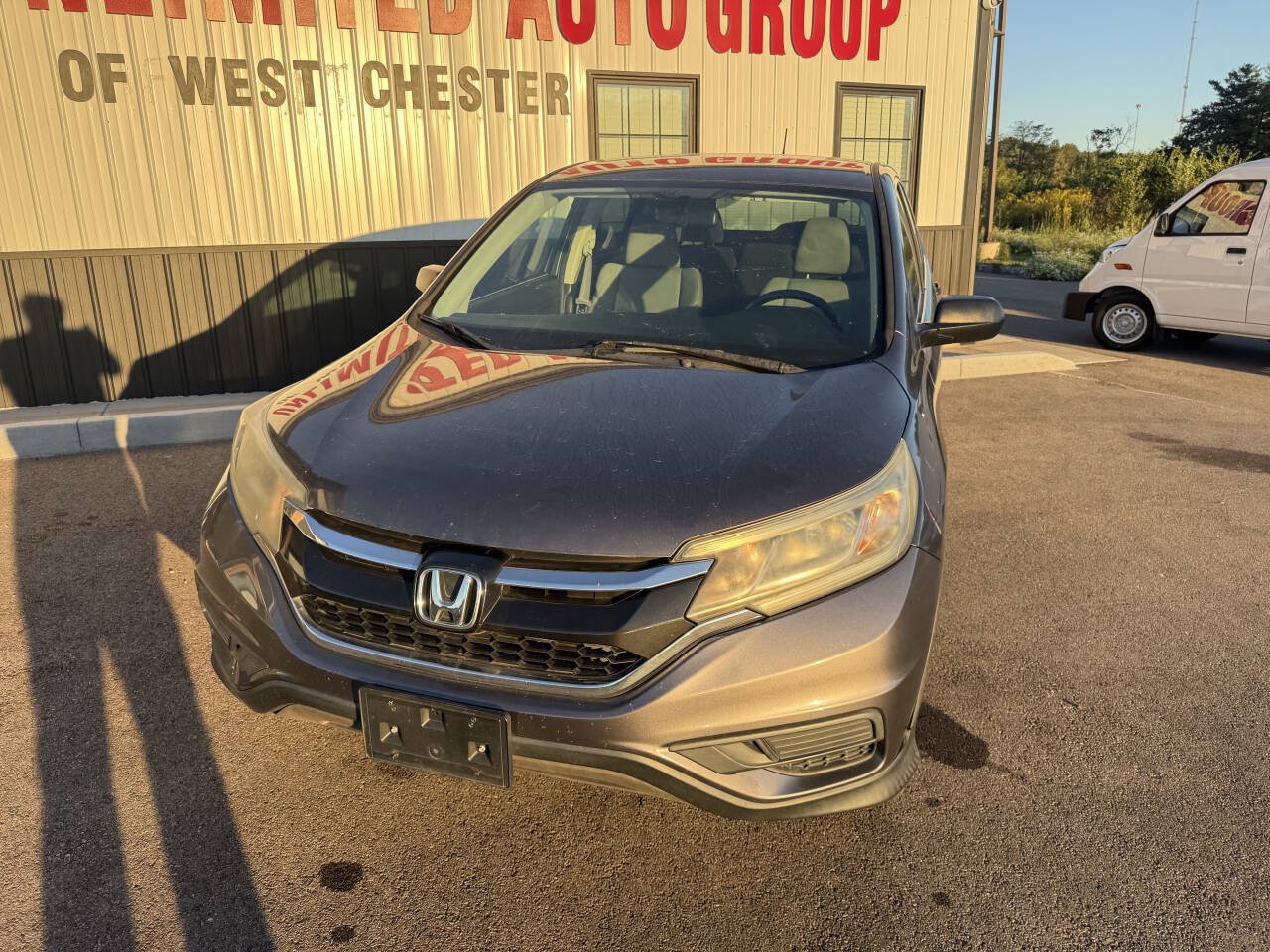 Used 2015 Honda CR-V LX image 2