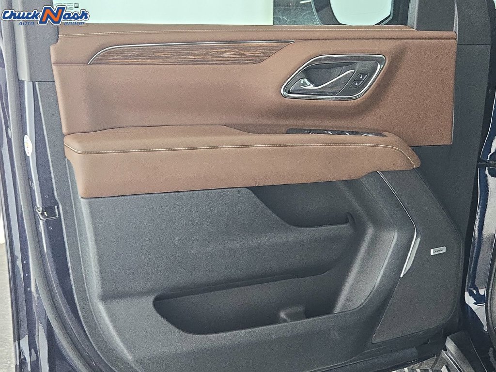 Used 2024 Chevrolet Tahoe High Country AWD/4WD image 28