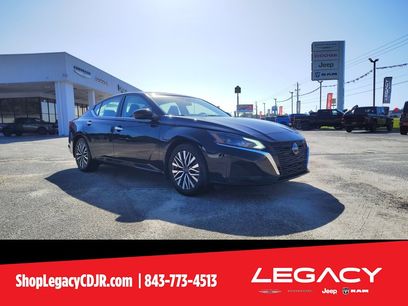 Used 2023 Nissan Altima 2.5 SV