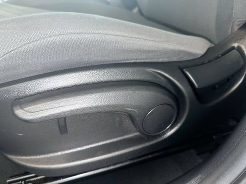 Certified 2023 Kia Seltos LX AWD/4WD image 16