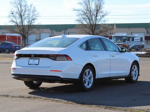 Certified 2023 Honda Accord LX image 6