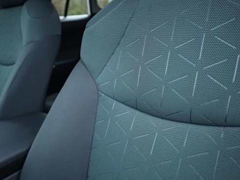 Used 2025 Toyota RAV4 XLE image 29