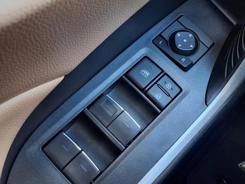 Used 2024 Toyota RAV4 XLE image 24