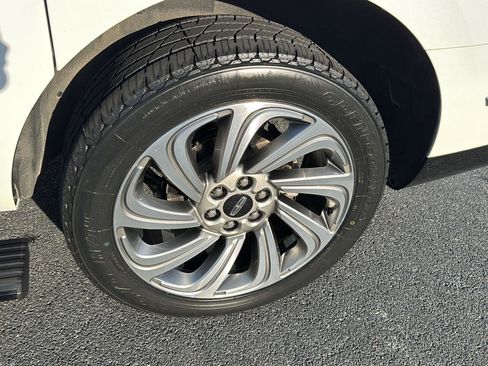 Used 2022 Lincoln Navigator L Reserve image 34