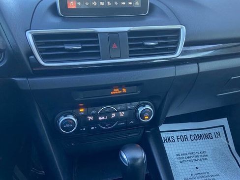 Used 2015 MAZDA MAZDA3 i Touring w/ Technology Package image 14