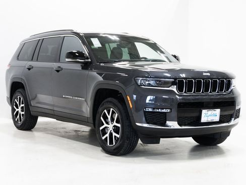 New 2025 Jeep Grand Cherokee L Limited w/ Luxury Tech Group II AWD/4WD image 5