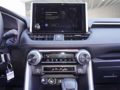 New 2025 Toyota RAV4 LE image 15