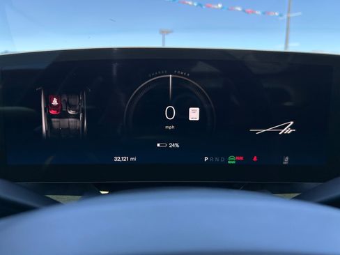 Used 2022 Lucid Air Dream Edition AWD/4WD image 14