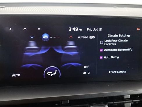 Certified 2024 Kia Telluride LX FWD image 37