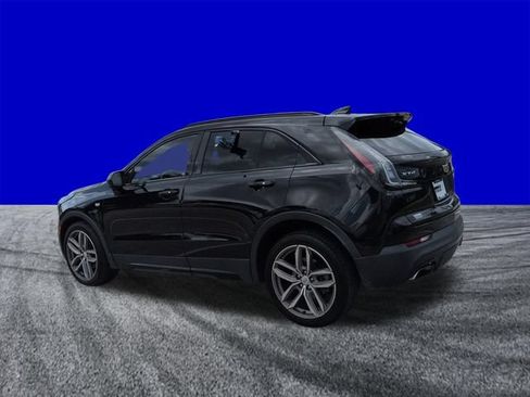 Used 2019 Cadillac XT4 Sport w/ Cold Weather Package FWD image 6