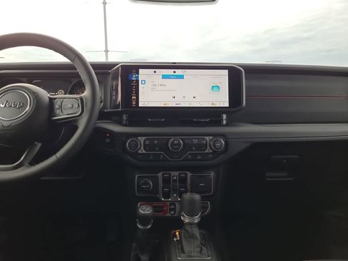 New 2026 Jeep Wrangler Unlimited Rubicon image 18