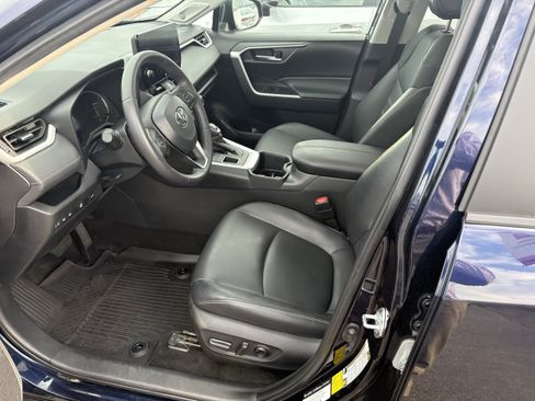 Used 2023 Toyota RAV4 XLE Premium AWD/4WD image 3