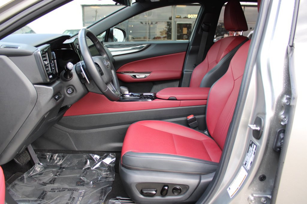 Used 2025 Lexus NX 350h AWD w/ Accessory Package (K3) image 9