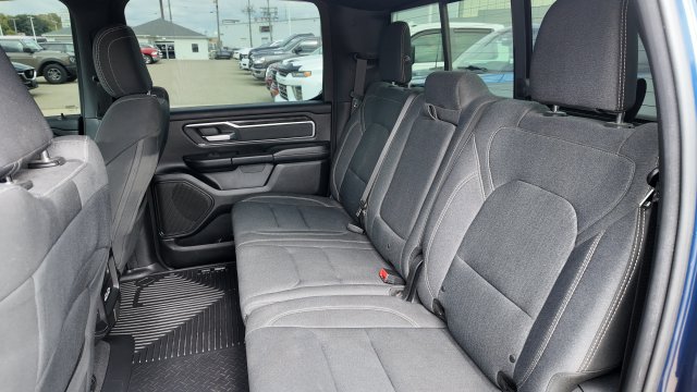 Used 2019 RAM 1500 Big Horn AWD/4WD image 11