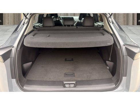 Used 2024 Nissan Ariya FWD image 33