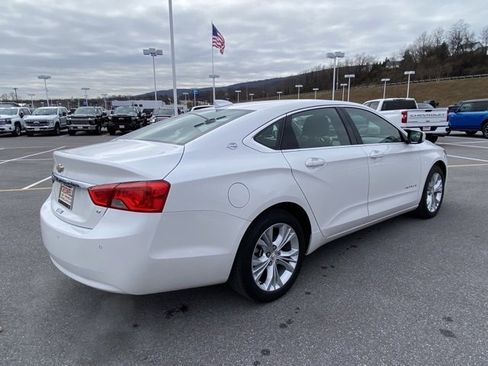 Used 2015 Chevrolet Impala LT w/ Convenience Package image 5