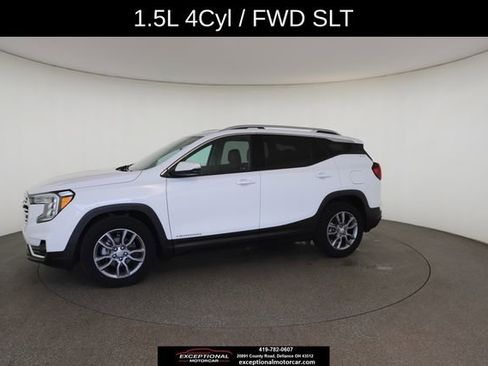 Used 2023 GMC Terrain SLT image 5