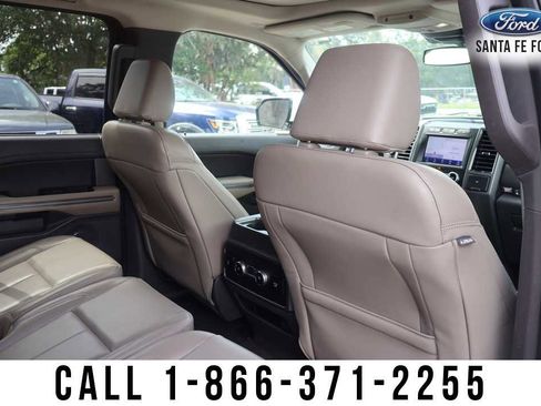 Used 2021 Ford Expedition XLT AWD/4WD image 28