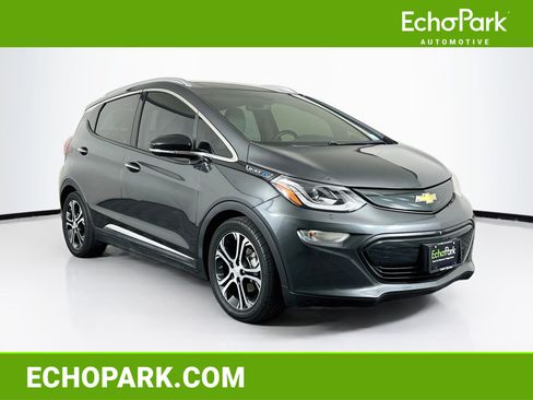 Used 2017 Chevrolet Bolt Premier FWD image 1