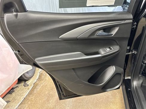 Used 2022 Chevrolet TrailBlazer RS w/ Sun and Liftgate Package image 24