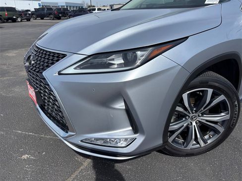 Used 2022 Lexus RX 350L FWD w/ Premium Package image 3