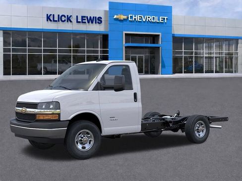 New 2026 Chevrolet Express 3500 w/ Power Convenience Package RWD image 2