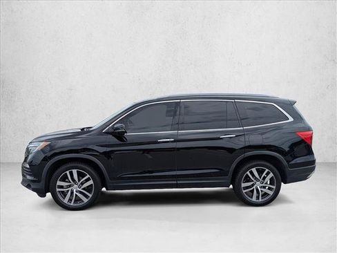 Used 2016 Honda Pilot Touring image 8