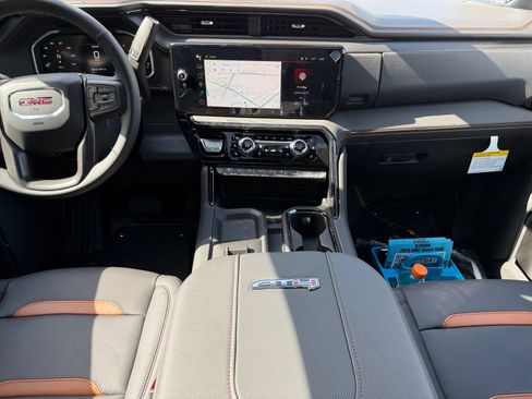 New 2026 GMC Sierra 2500 AT4 w/ AT4 Premium Plus Package AWD/4WD image 26