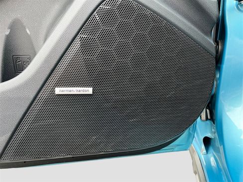 Used 2022 Subaru Crosstrek Hybrid w/ Moonroof Package w/Navigation image 19