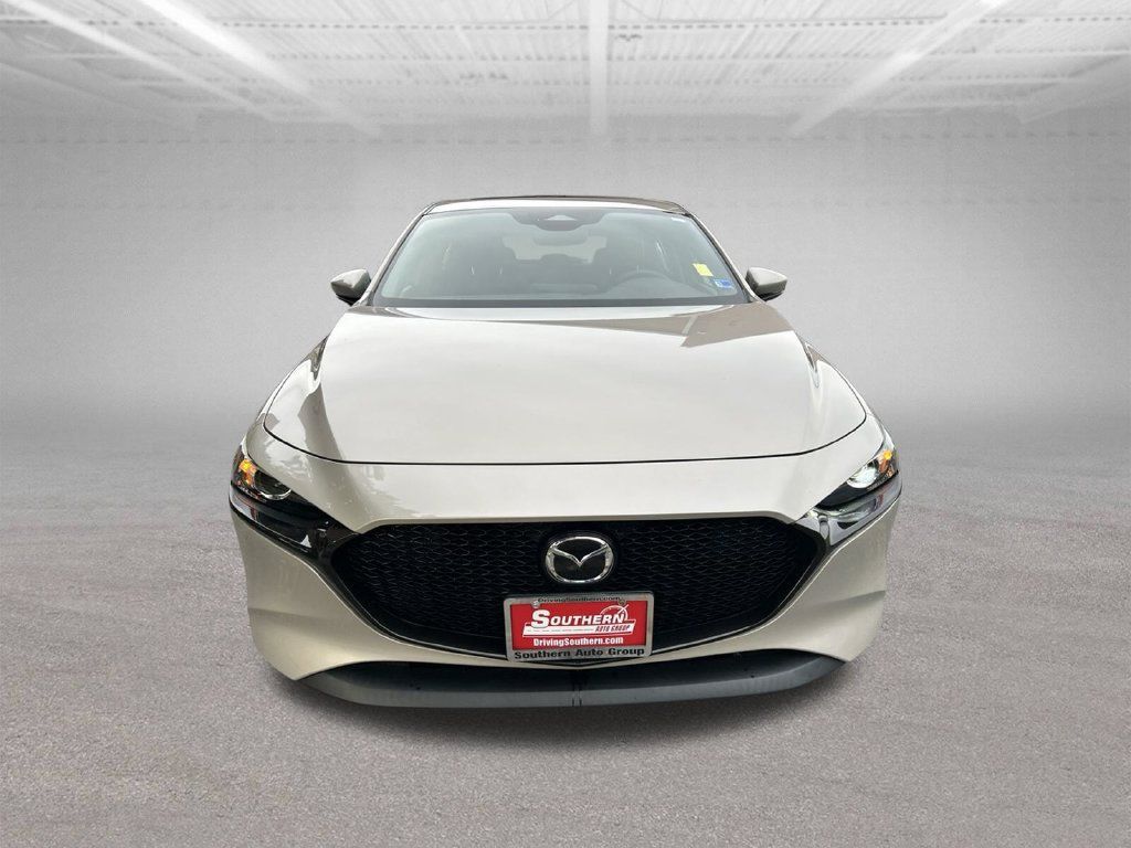 Used 2024 MAZDA MAZDA3 s FWD image 10