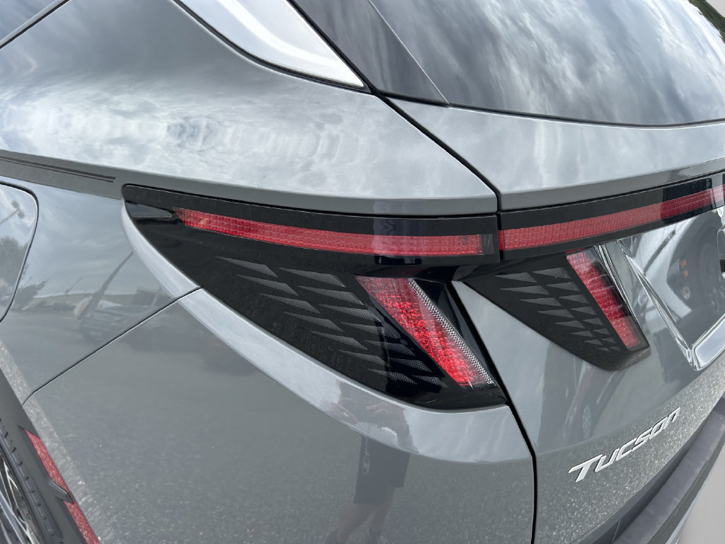 New 2026 Hyundai Tucson Limited FWD image 14