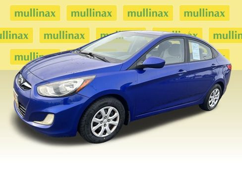 Used 2012 Hyundai Accent GLS image 14