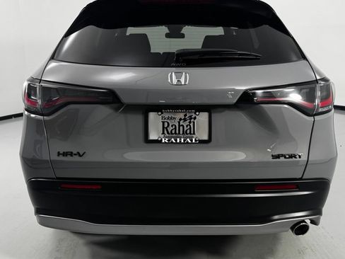 Used 2024 Honda HR-V Sport image 6