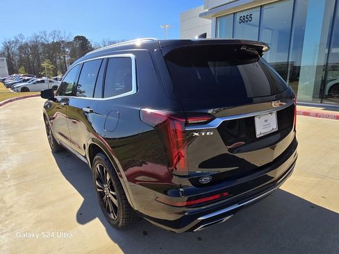 Used 2020 Cadillac XT6 Premium Luxury image 3