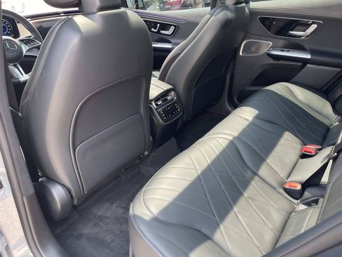 Certified 2023 Mercedes-Benz EQE 500 4MATIC SUV image 19