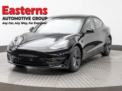Used 2023 Tesla Model 3 Standard Range RWD image 1