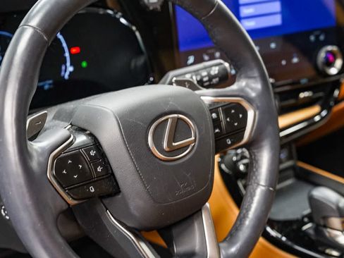 Used 2024 Lexus NX 350 AWD w/ Vision Package image 21