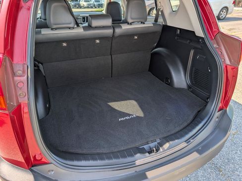 Used 2013 Toyota RAV4 Limited AWD/4WD image 7