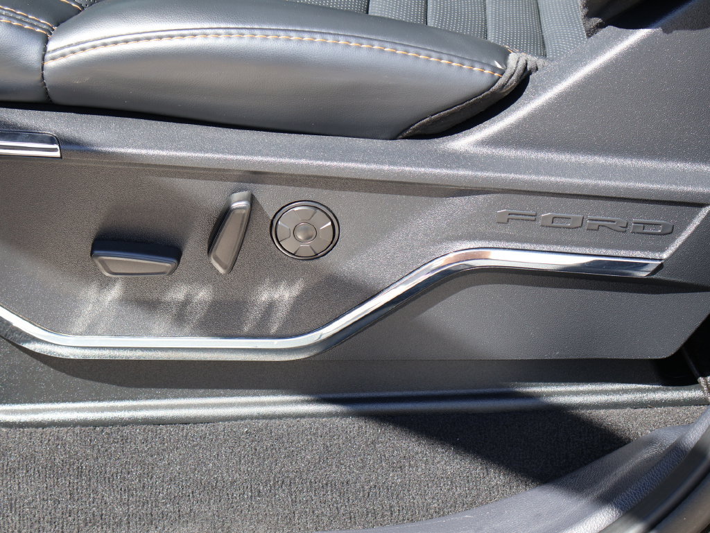 Certified 2024 Ford F250 Platinum AWD/4WD image 23