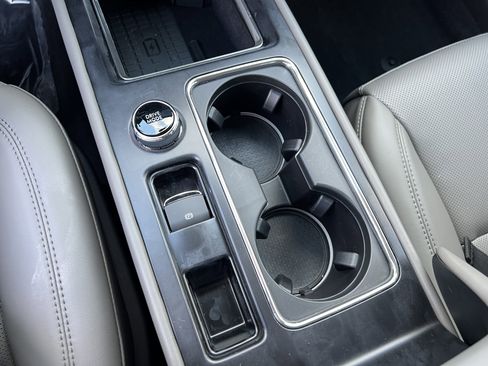 New 2025 Lincoln Corsair FWD w/ Equipment Group 101A image 23