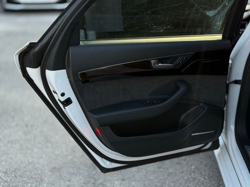 Used 2017 Audi A8 L 3.0T w/ Executive Package image 11