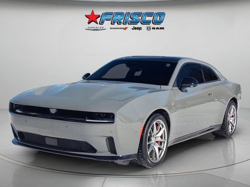 Used 2025 Dodge Charger R/T Scat Pack w/ Track Pack image 3