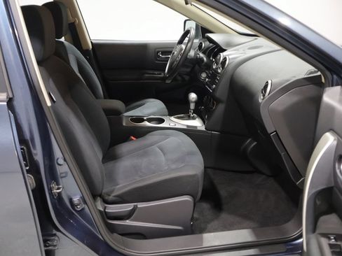 Used 2014 Nissan Rogue S w/ Convenience Package AWD/4WD image 22