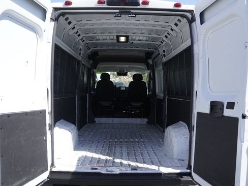 Used 2025 RAM ProMaster 2500 w/ Convenience Group FWD image 33