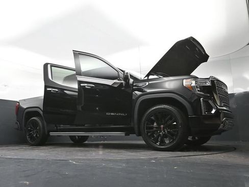 Used 2020 GMC Sierra 1500 Denali w/ Denali Ultimate Package AWD/4WD image 34