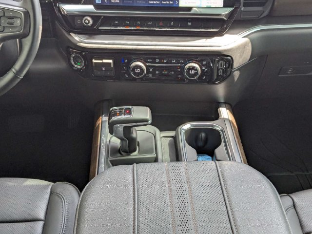 Used 2026 Chevrolet Silverado 1500 High Country w/ High Country Premium Package AWD/4WD image 20