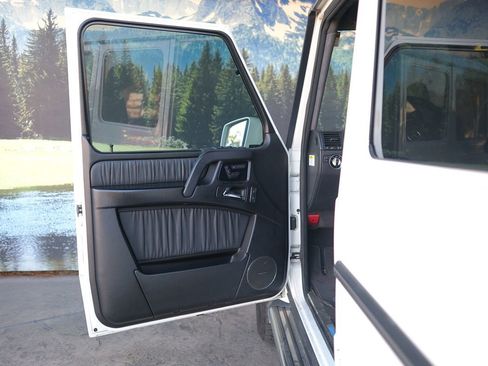 Used 2013 Mercedes-Benz G 550 image 9