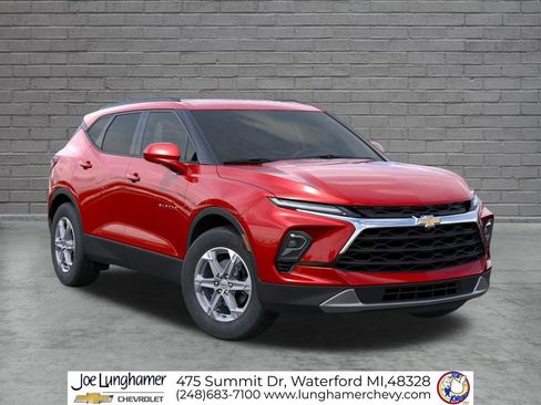 New 2026 Chevrolet Blazer LT w/ Convenience Package FWD image 8
