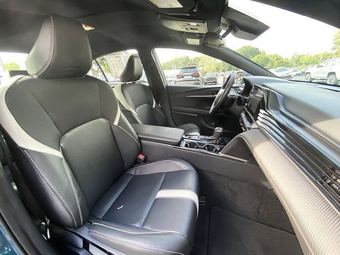 Used 2025 Toyota Camry SE FWD image 26