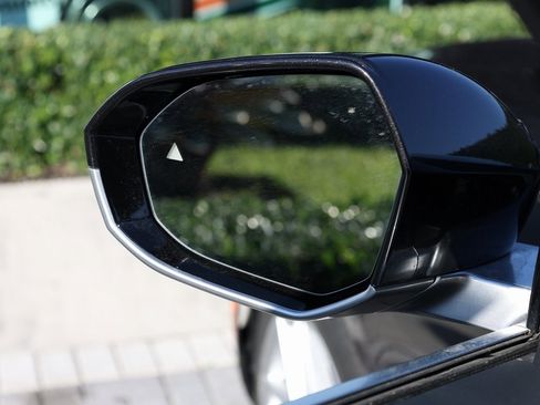 Used 2025 BMW 530i xDrive 530i xDrive image 10